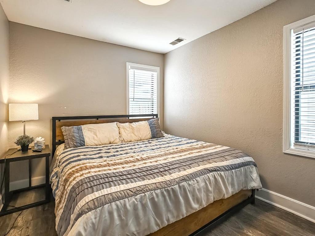 Heart Of Westport 1Br Vila Kansas City Exterior foto