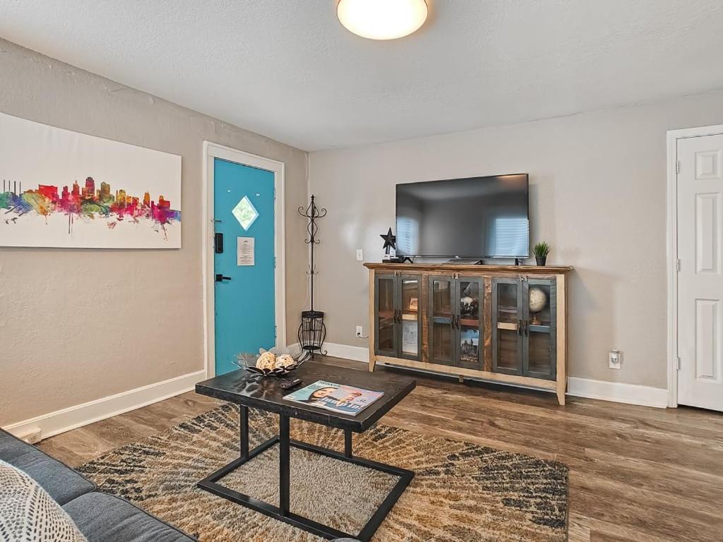 Heart Of Westport 1Br Vila Kansas City Exterior foto